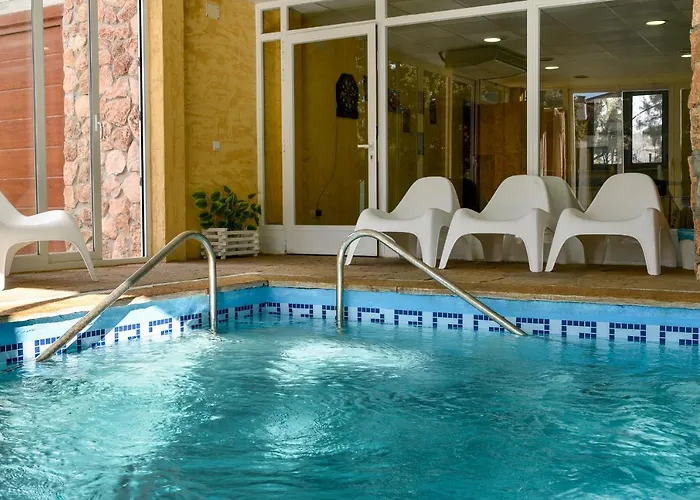 펜션 Casa Puente Albor Piscina Climatizada 엘에스피나르