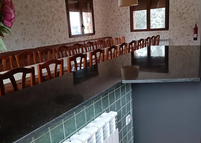 펜션 Casa Puente Albor Piscina Climatizada 엘에스피나르